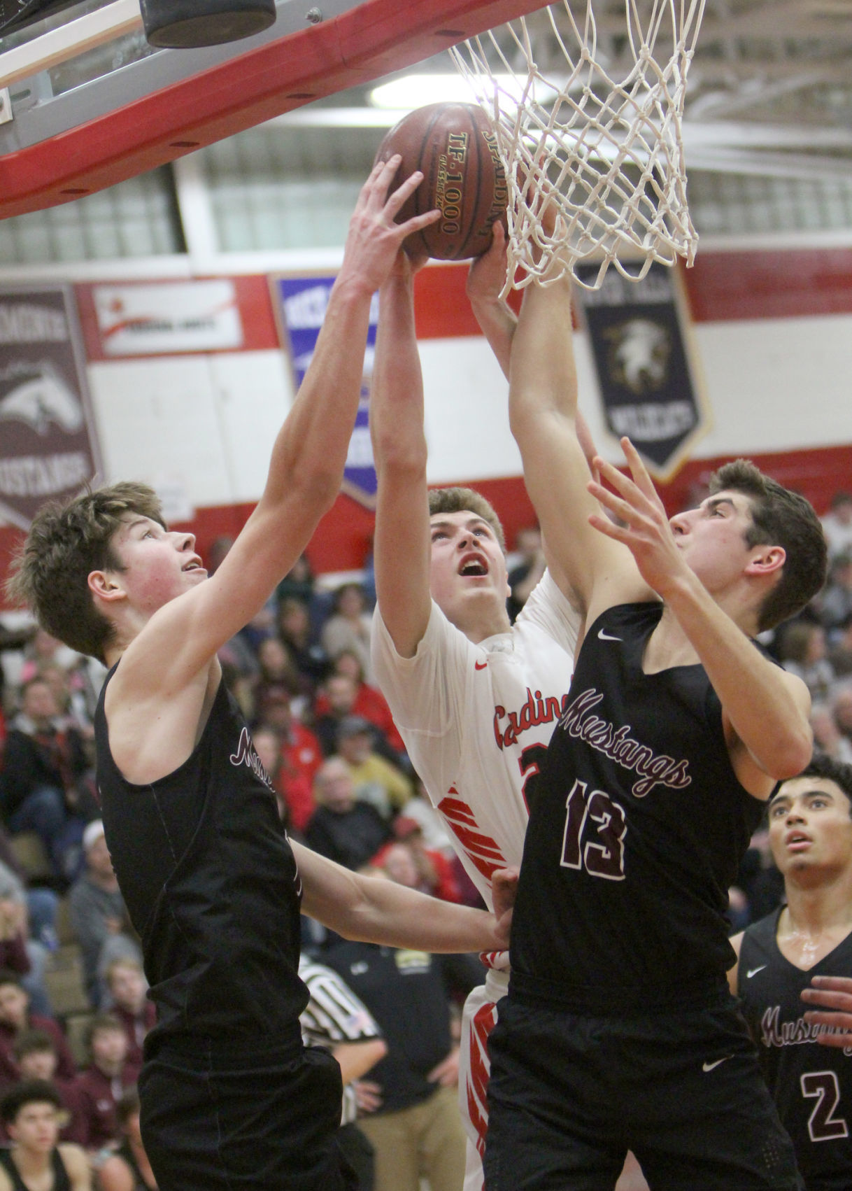 Menomonie at Chi-Hi boys basketball 12-6-19
